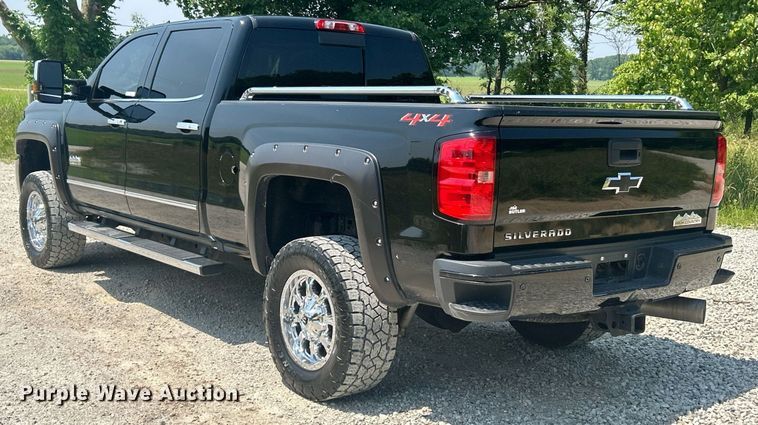 image for item EK8211 2019 Chevrolet Silverado 3500HD High Country  Crew Cab pickup truck