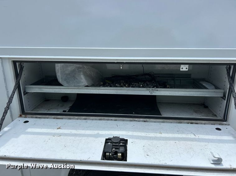 image for item EK8258 2011 Ford E350 Super Duty utility van