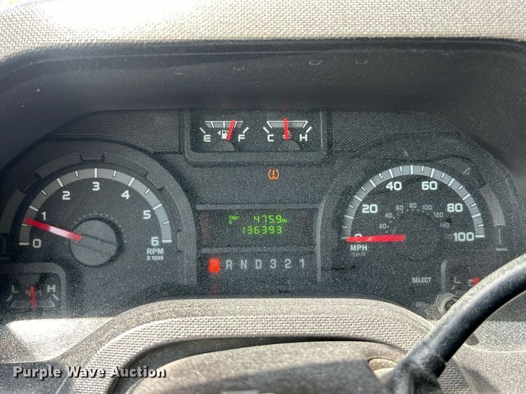 image for item EK8258 2011 Ford E350 Super Duty utility van