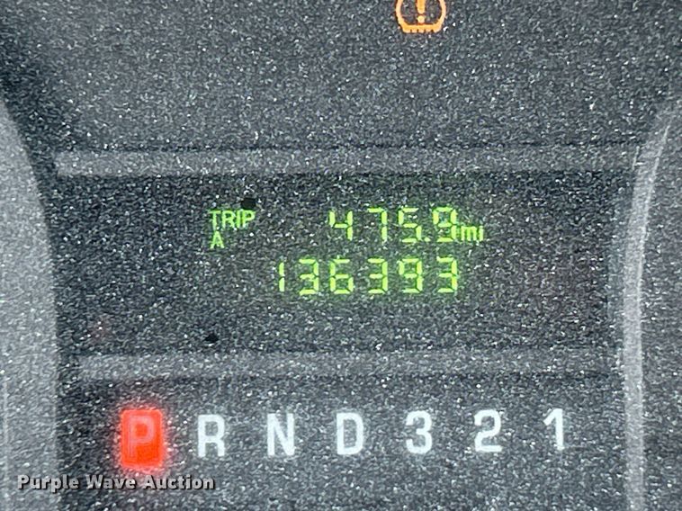 image for item EK8258 2011 Ford E350 Super Duty utility van