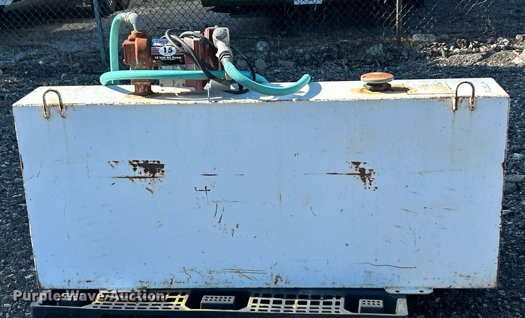 image for item EK8272 Delta 480000 fuel tank