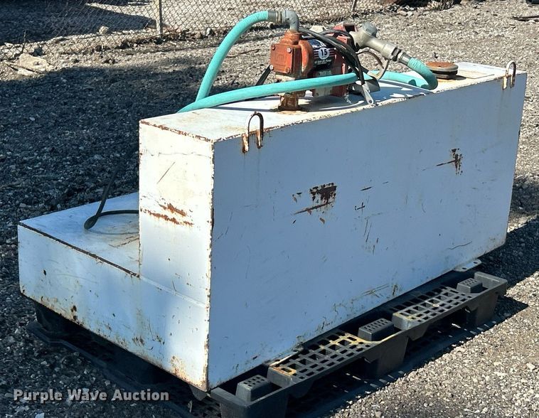 image for item EK8272 Delta 480000 fuel tank