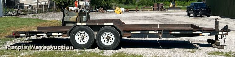 image for item EK8278 2003 Imperial tilt deck utility trailer