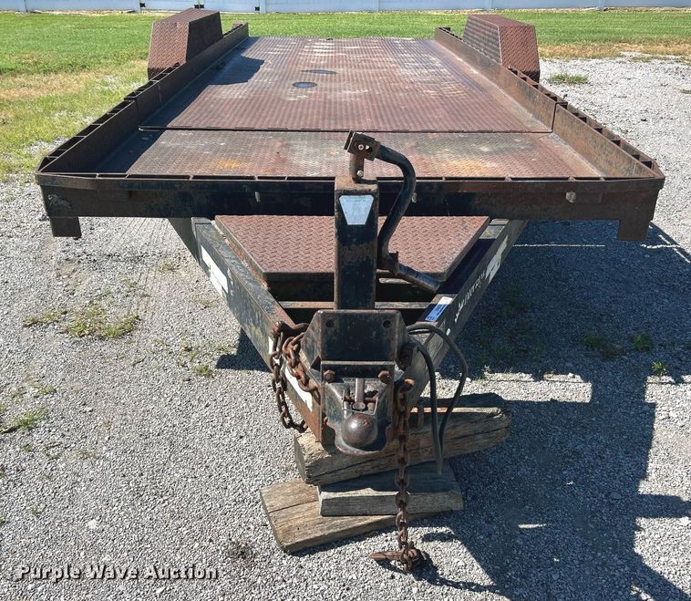image for item EK8278 2003 Imperial tilt deck utility trailer