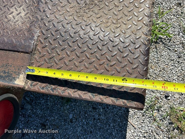 image for item EK8278 2003 Imperial tilt deck utility trailer