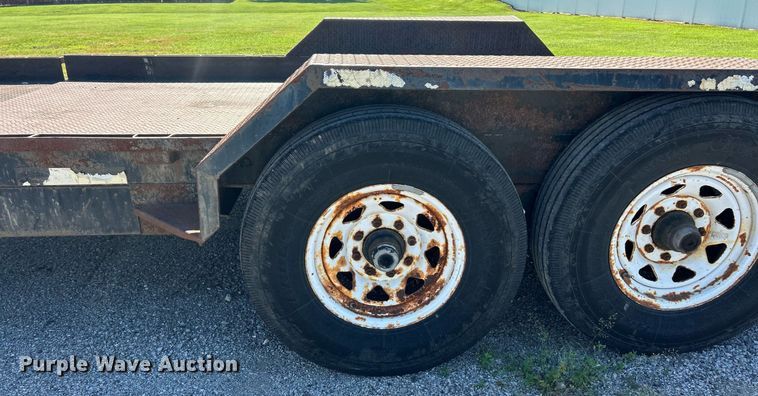 image for item EK8278 2003 Imperial tilt deck utility trailer