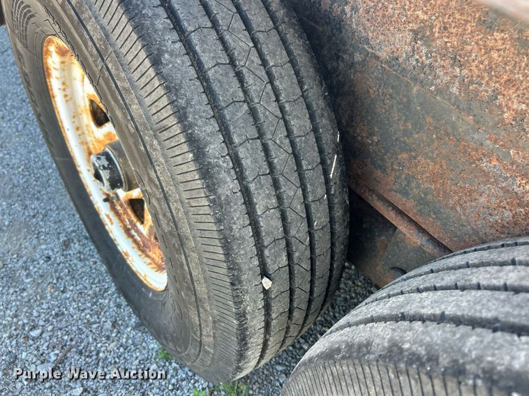 image for item EK8278 2003 Imperial tilt deck utility trailer