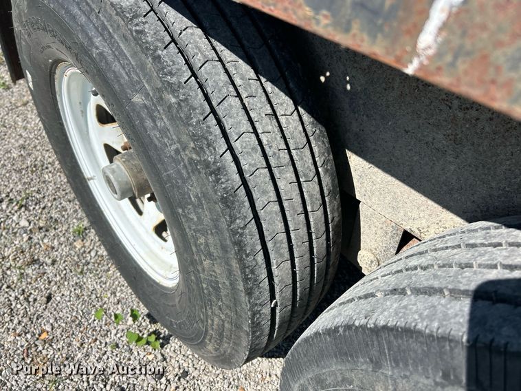 image for item EK8278 2003 Imperial tilt deck utility trailer