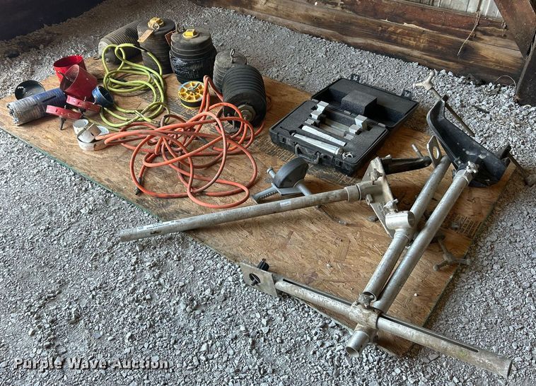 image for item EK8279 Pipe tools