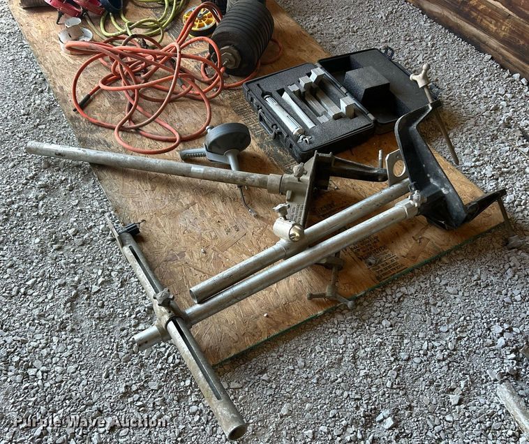 image for item EK8279 Pipe tools