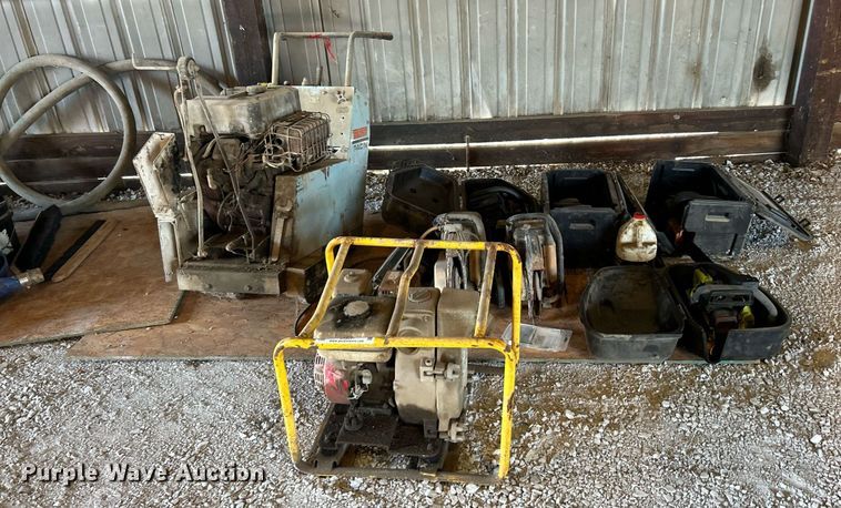 image for item EK8281 Tools