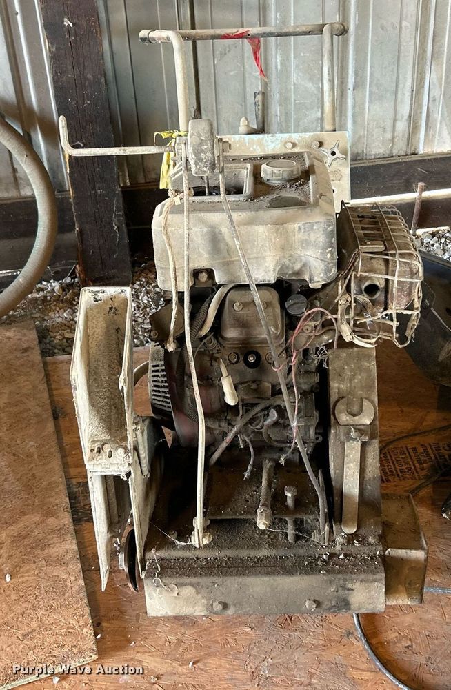 image for item EK8281 Tools