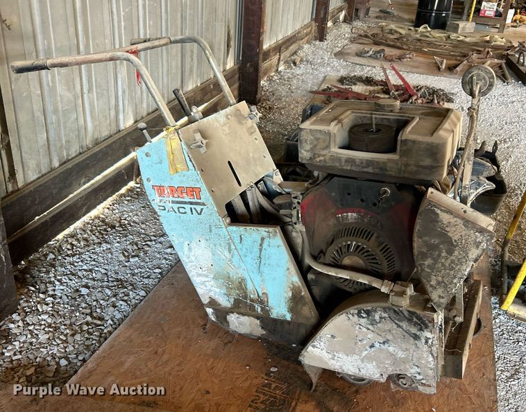 image for item EK8281 Tools