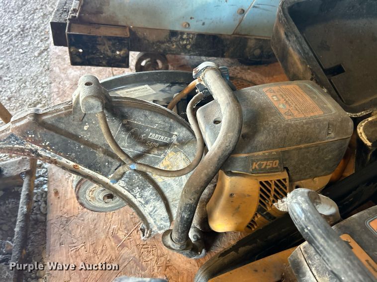 image for item EK8281 Tools