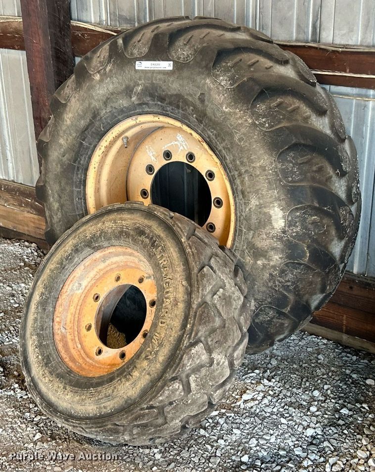 image for item EK8284 (2) tires and wheels