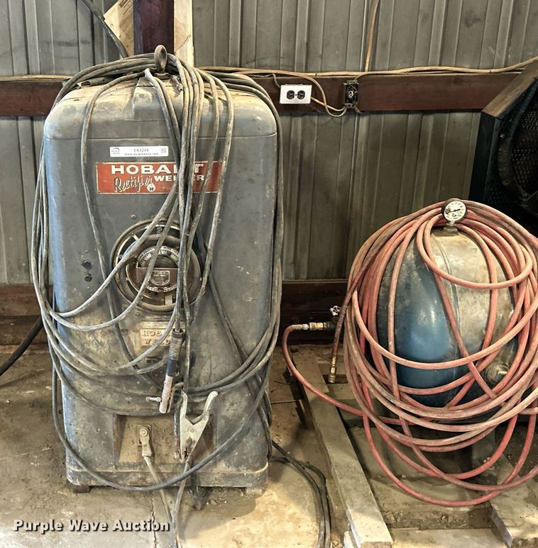 image for item EK8289 Hobart RS-304 welder