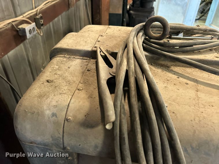 image for item EK8289 Hobart RS-304 welder