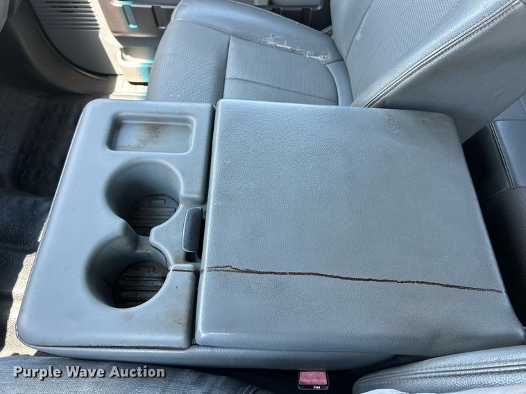 image for item EK8307 2015 Ford F250 Super Duty XL SuperCab pickup truck cab and chassis