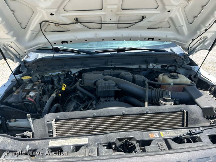 image for item EK8307 2015 Ford F250 Super Duty XL SuperCab pickup truck cab and chassis