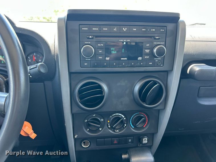 image for item EK8308 2007 Jeep Wrangler SUV