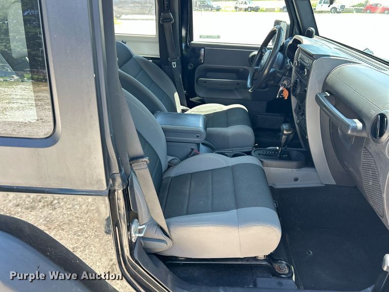 image for item EK8308 2007 Jeep Wrangler SUV