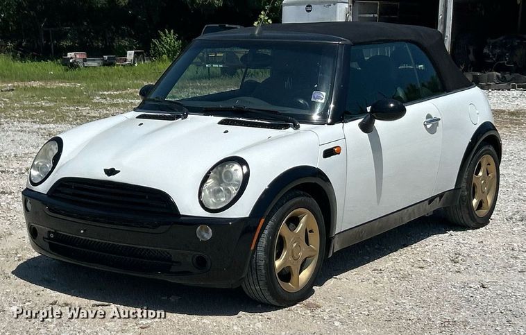 image for item EK8310 2005 Mini Cooper convertible