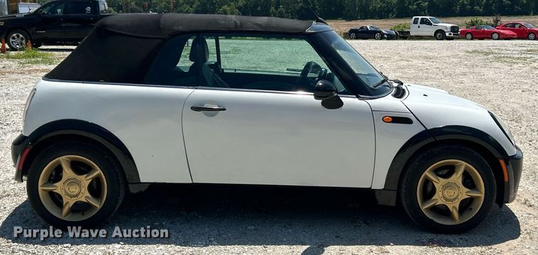 image for item EK8310 2005 Mini Cooper convertible