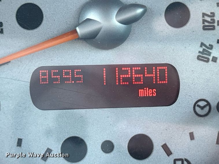 image for item EK8310 2005 Mini Cooper convertible