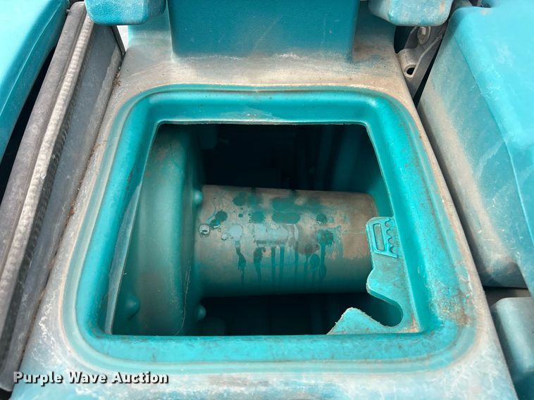 image for item EK8333 Tennant T20 floor scrubber