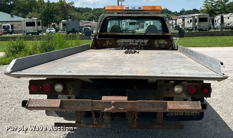 image for item EK8334 1993 Ford F450 Super Duty rollback truck