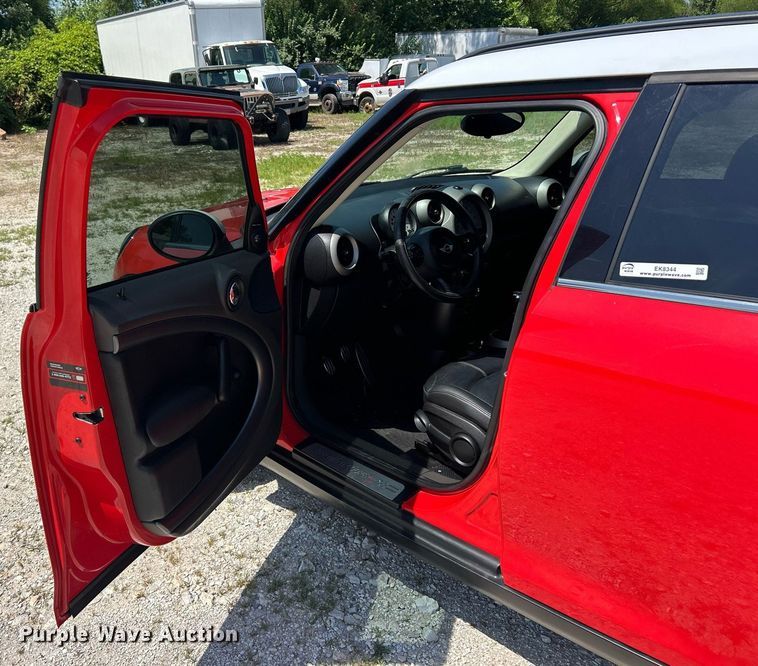 image for item EK8344 2011 Mini Cooper S 