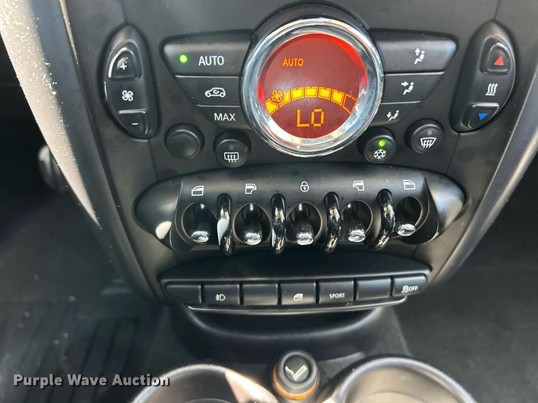 image for item EK8344 2011 Mini Cooper S 