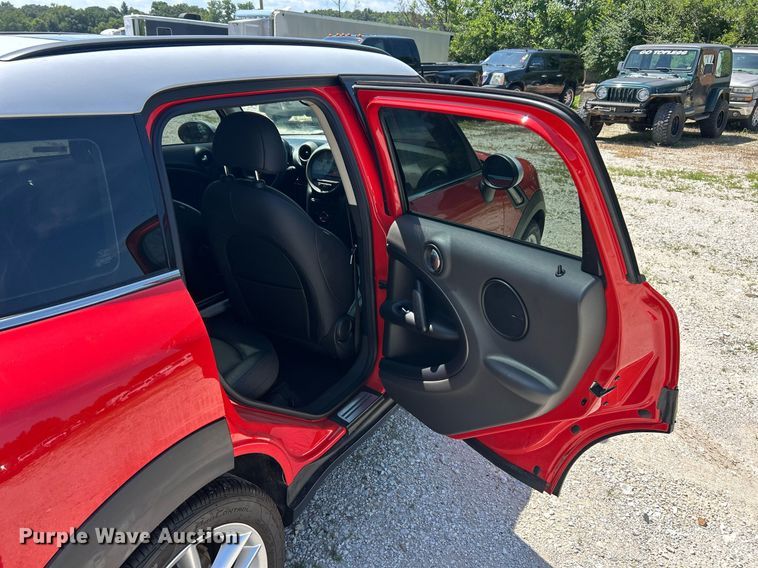 image for item EK8344 2011 Mini Cooper S 