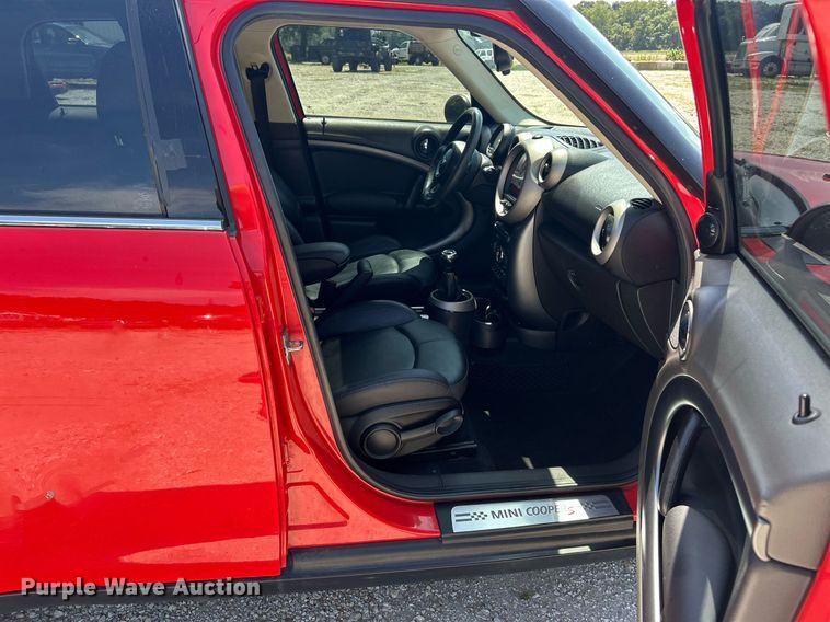 image for item EK8344 2011 Mini Cooper S 