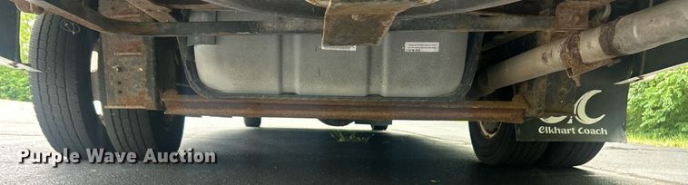 image for item EK8363 2015 Ford E450 Super Duty shuttle bus