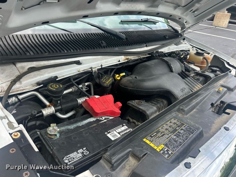 image for item EK8363 2015 Ford E450 Super Duty shuttle bus