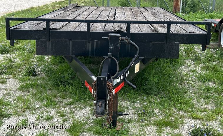 image for item EK8367 2016 Region 14000-16 flatbed trailer