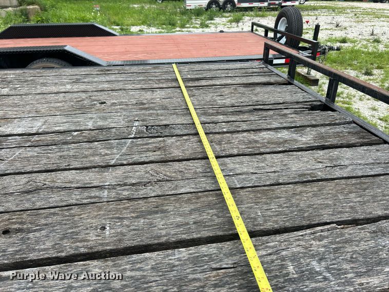 image for item EK8367 2016 Region 14000-16 flatbed trailer