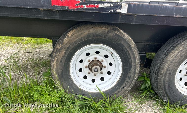 image for item EK8367 2016 Region 14000-16 flatbed trailer