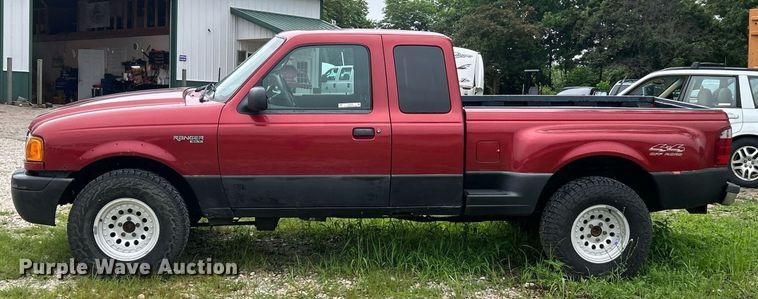 image for item EK8368 2003 Ford Ranger SuperCab pickup truck