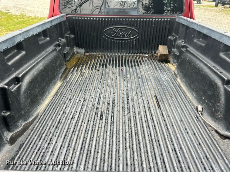 image for item EK8368 2003 Ford Ranger SuperCab pickup truck