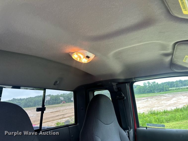 image for item EK8368 2003 Ford Ranger SuperCab pickup truck