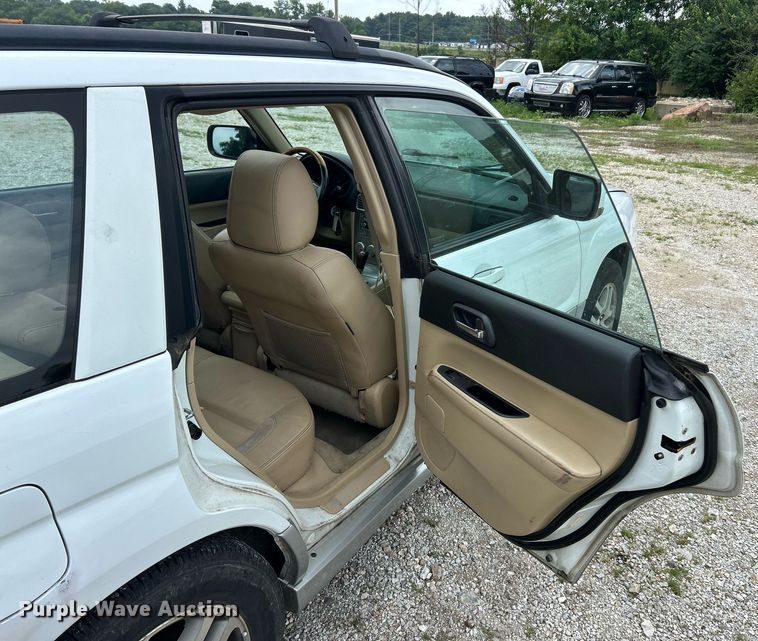 image for item EK8369 2006 Subaru Forester SUV