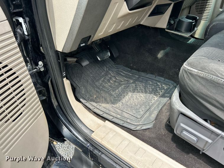 image for item EK8370 2009 Ford F350 Super Duty Crew Cab pickup truck