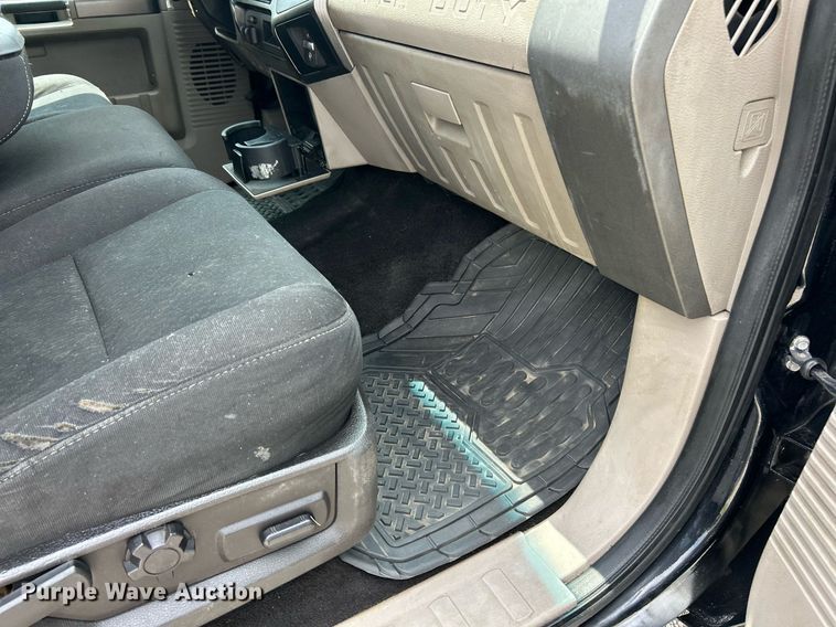 image for item EK8370 2009 Ford F350 Super Duty Crew Cab pickup truck