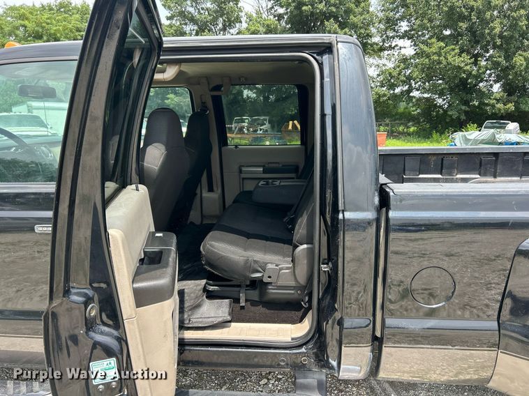 image for item EK8370 2009 Ford F350 Super Duty Crew Cab pickup truck