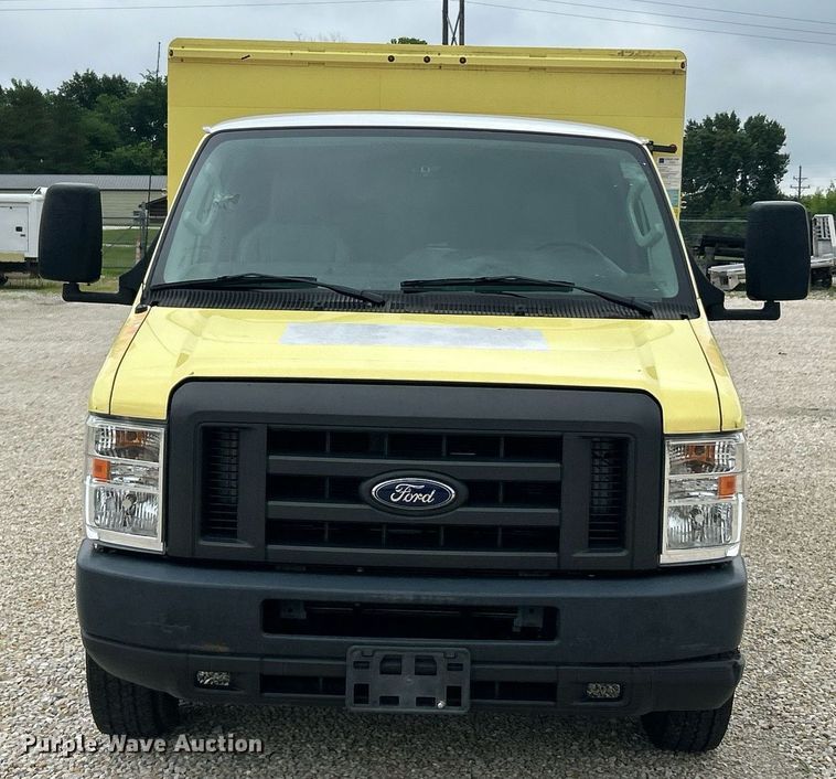 image for item EK8371 2019 Ford E450 refrigerated truck