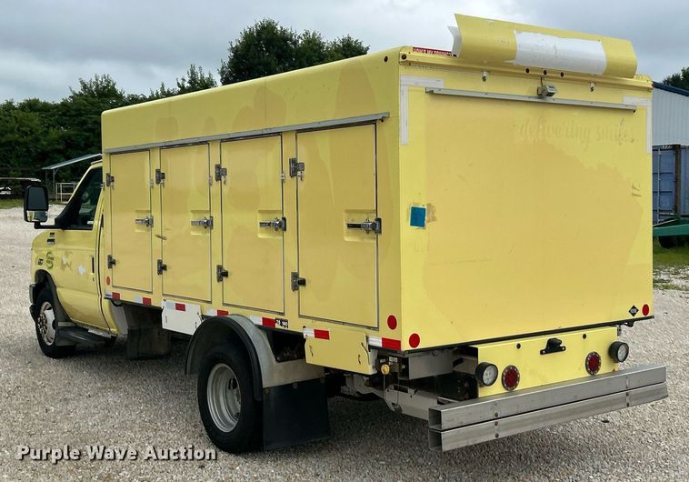 image for item EK8371 2019 Ford E450 refrigerated truck