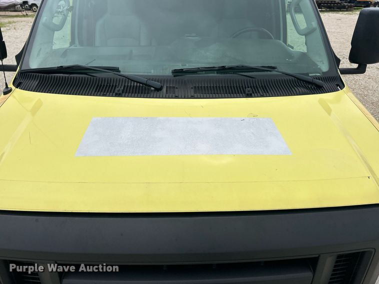 image for item EK8371 2019 Ford E450 refrigerated truck