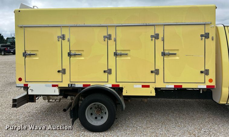 image for item EK8371 2019 Ford E450 refrigerated truck